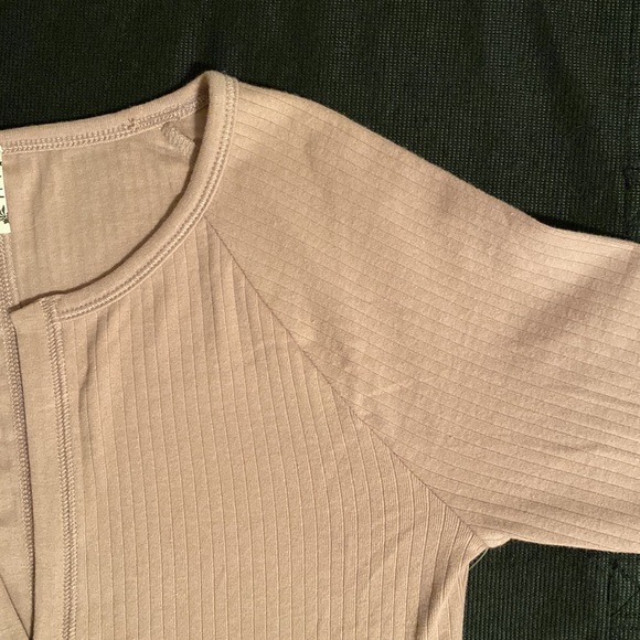 Free People Intimately Billie Layering long sleeve split neck Henley pink - Picture 13 of 16